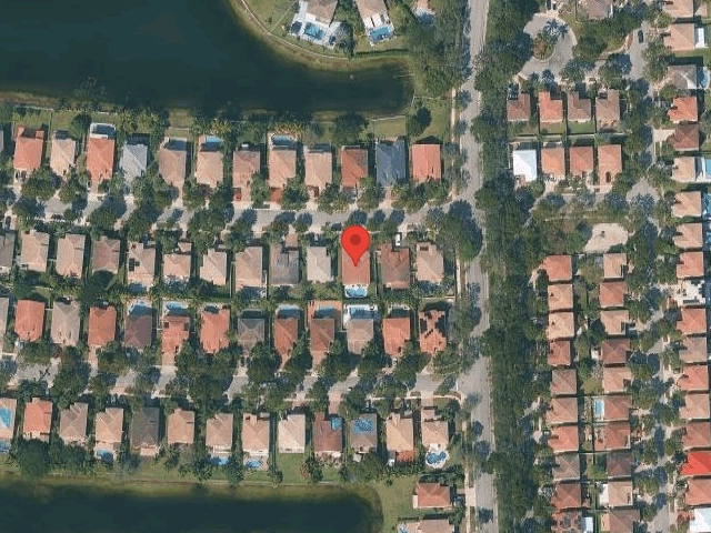 House image located at Hollywood, FL 33027