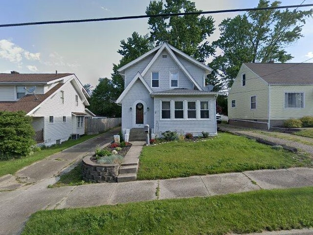 House image located at Akron, OH 44301