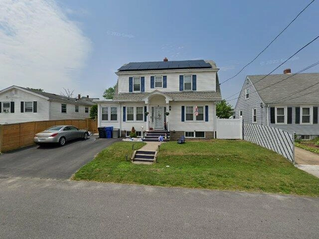 House image located at Surgoinsville, TN 37873