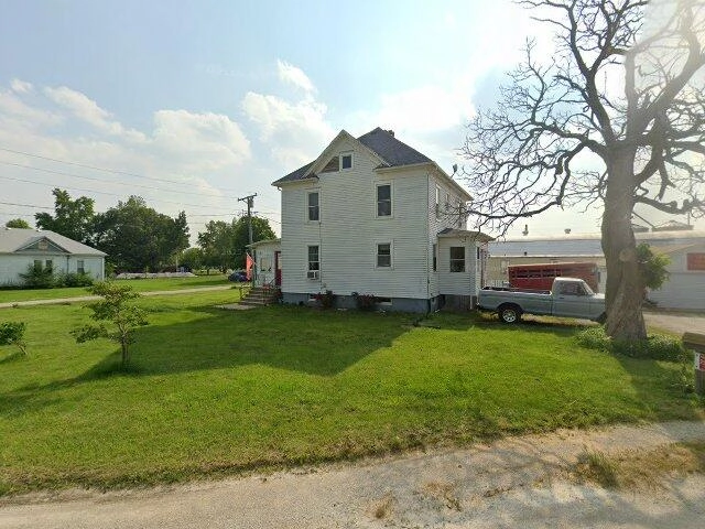 House image located at Pontiac, IL 61764