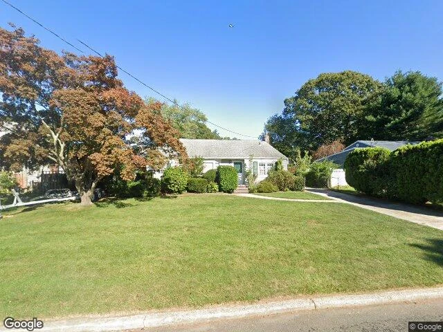 House image located at Bay Shore, NY 11706