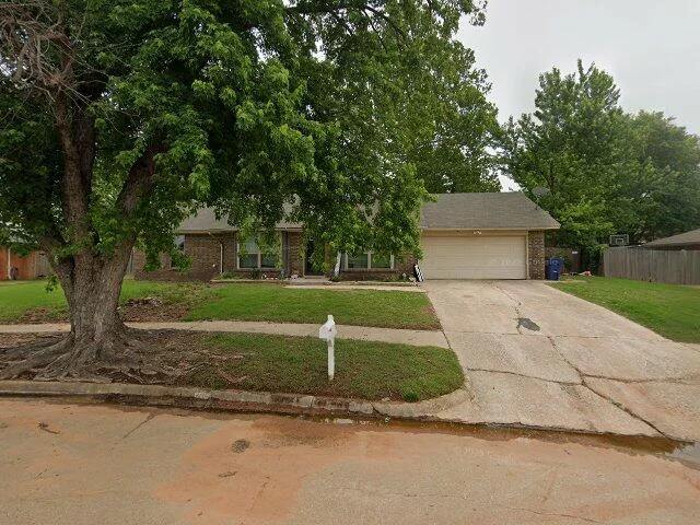 House image located at Mustang, OK 73064