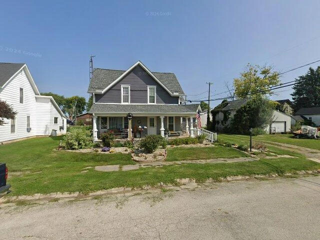 House image located at West Manchester, OH 45382