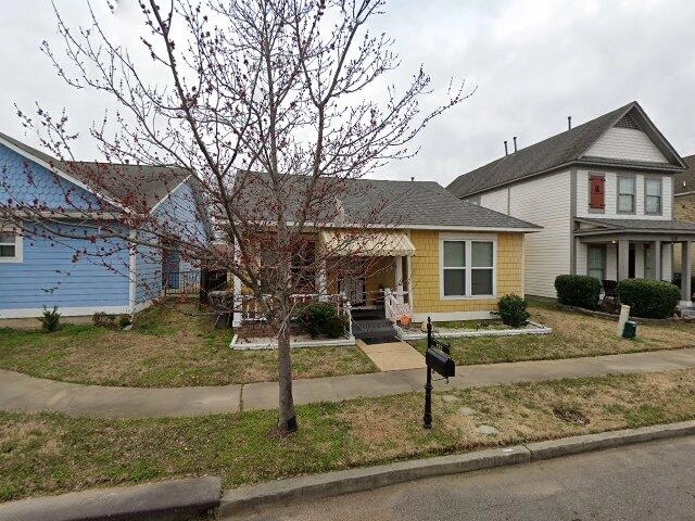 House image located at Memphis, TN 38107