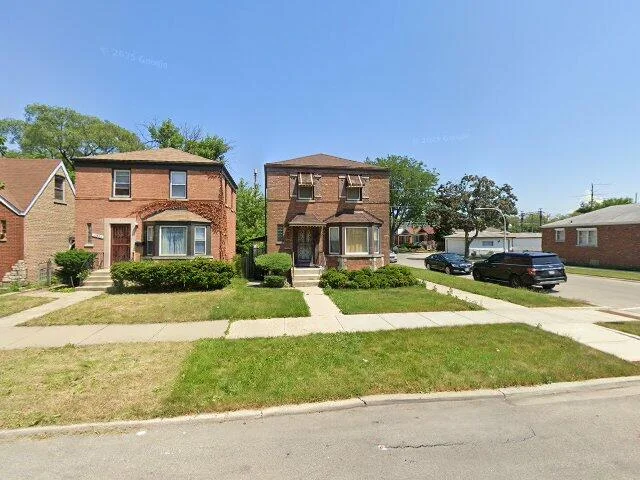 House image located at Chicago, IL 60628