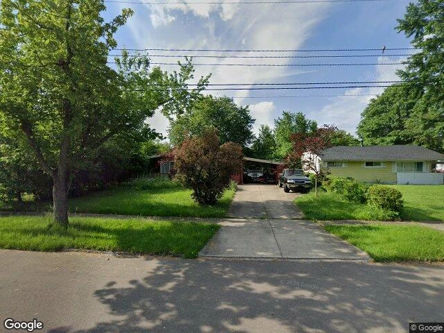 House image located at Akron, OH 44320