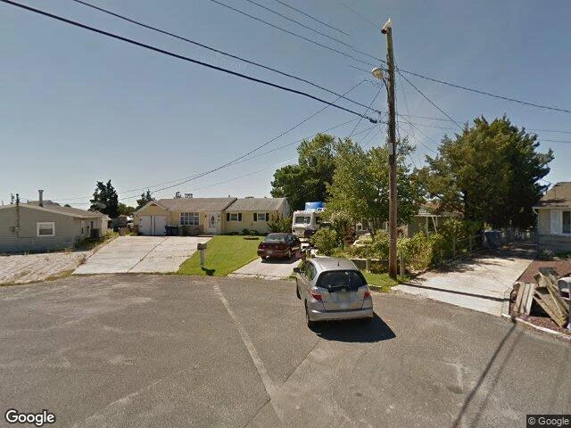 House image located at Tuckerton, NJ 08087