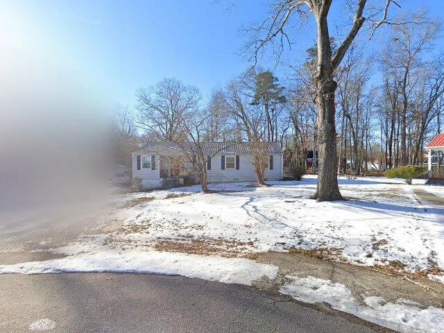 House image located at Hickory, NC 28601