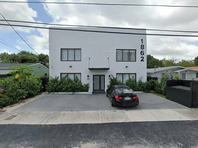 House image located at Miami, FL 33135