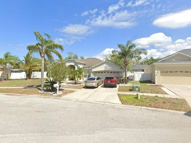 House image located at Valrico, FL 33596