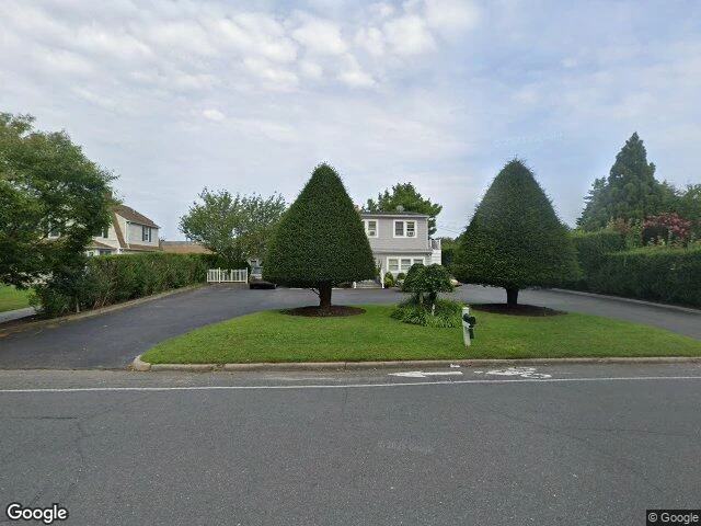 House image located at Southampton, NY 11968