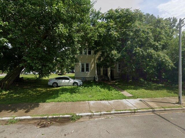 House image located at Chicago, IL 60621