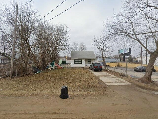 House image located at Burton, MI 48529