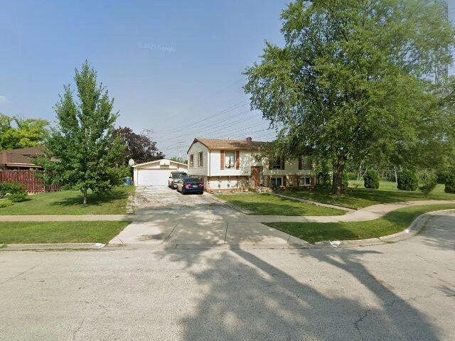 House image located at Addison, IL 60101