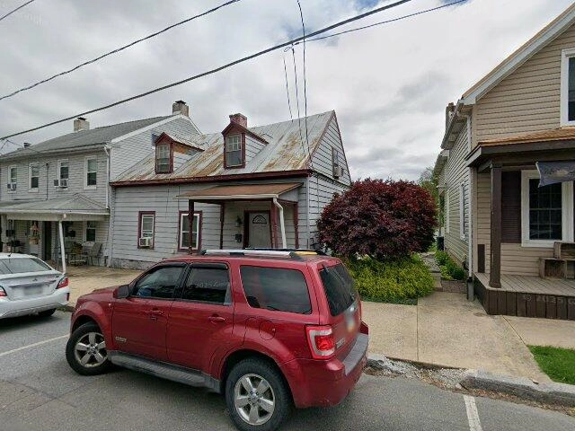 House image located at Womelsdorf, PA 19567