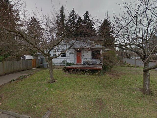 House image located at Portland, OR 97219
