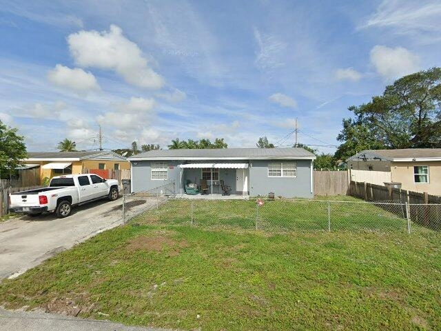 House image located at West Palm Beach, FL 33406