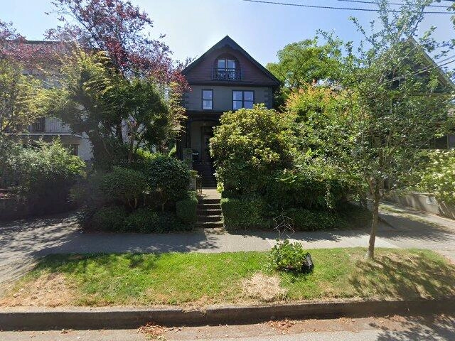 House image located at Roselle, NJ 07203