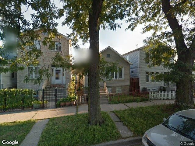 House image located at Chicago, IL 60609