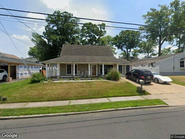 House image located at Keyport, NJ 07735