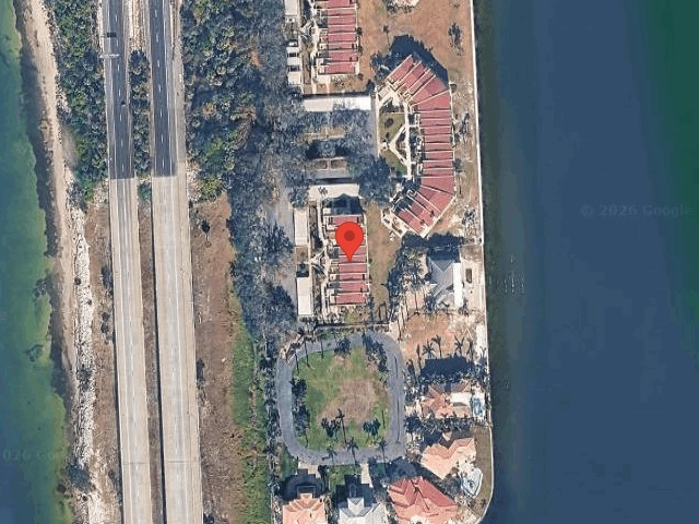 House image located at Saint Petersburg, FL 33711