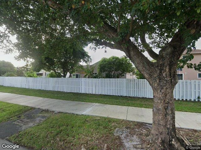House image located at Hollywood, FL 33025