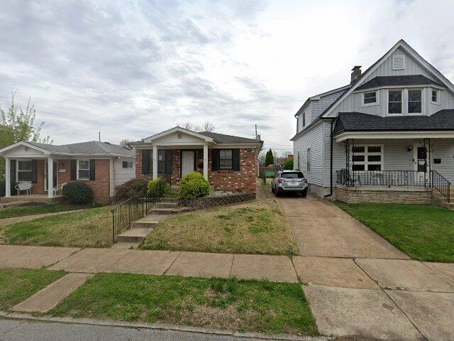 House image located at Saint Louis, MO 63109