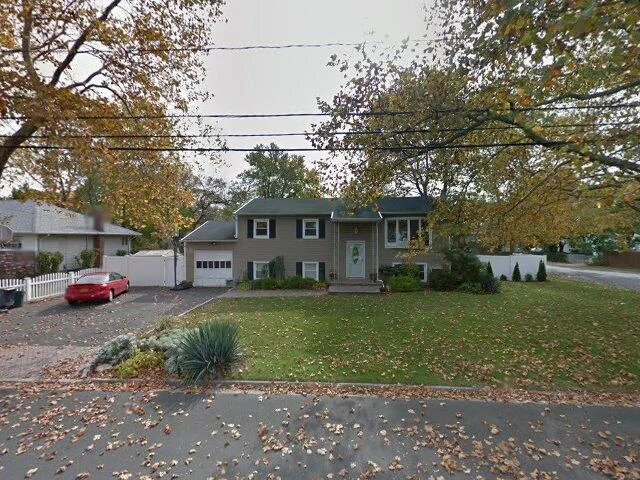 House image located at West Babylon, NY 11704