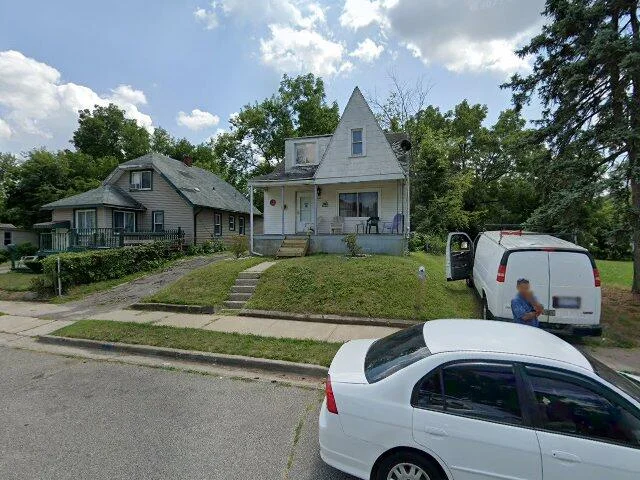 House image located at Pontiac, MI 48341