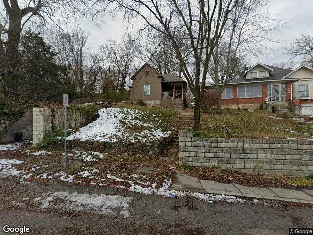 House image located at Excelsior Springs, MO 64024