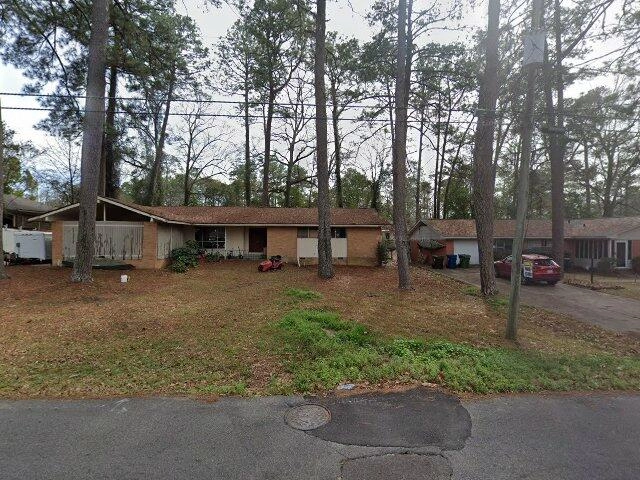 House image located at Hattiesburg, MS 39401