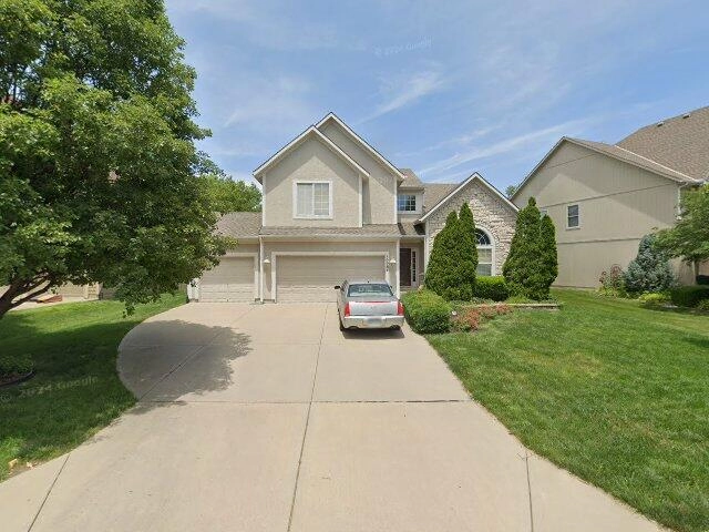 House image located at Olathe, KS 66062