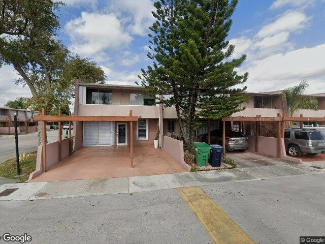 House image located at Miami, FL 33183