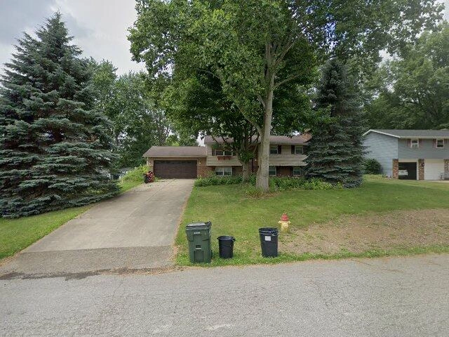 House image located at Massillon, OH 44646