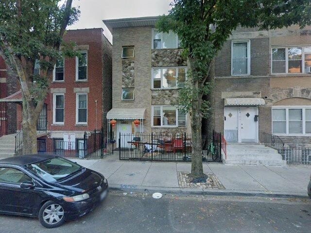 House image located at Chicago, IL 60616