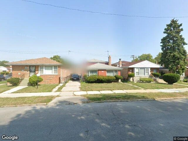 House image located at Chicago, IL 60628