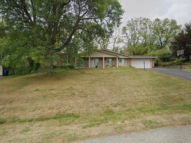 House image located at West Bloomfield, MI 48323