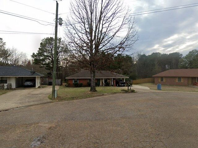 House image located at Columbus, MS 39702