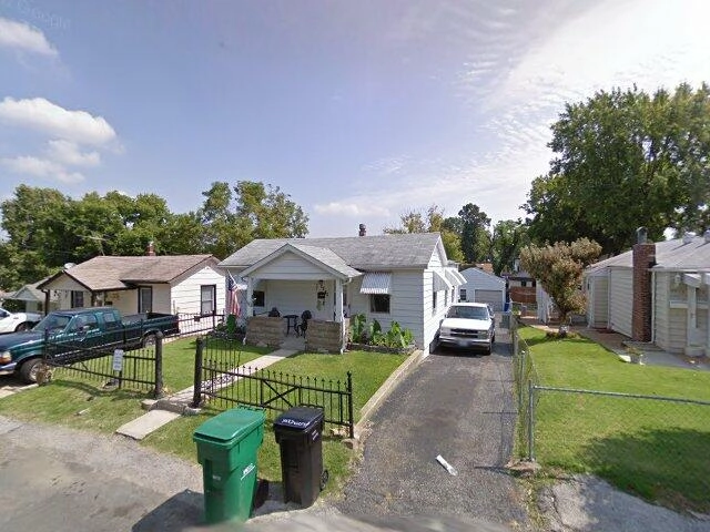 House image located at Saint Louis, MO 63125