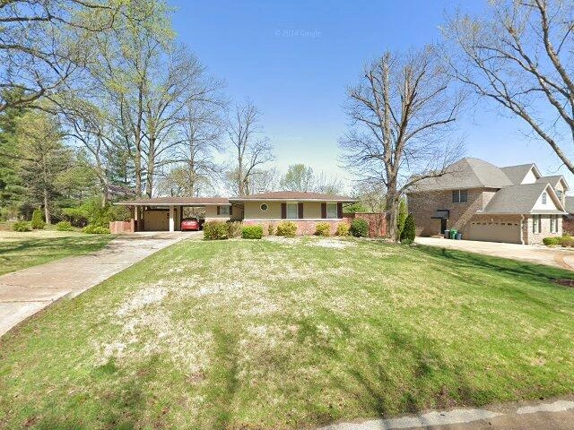 House image located at Clive, IA 50325