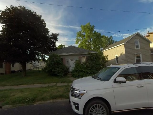 House image located at Danvers, IL 61732