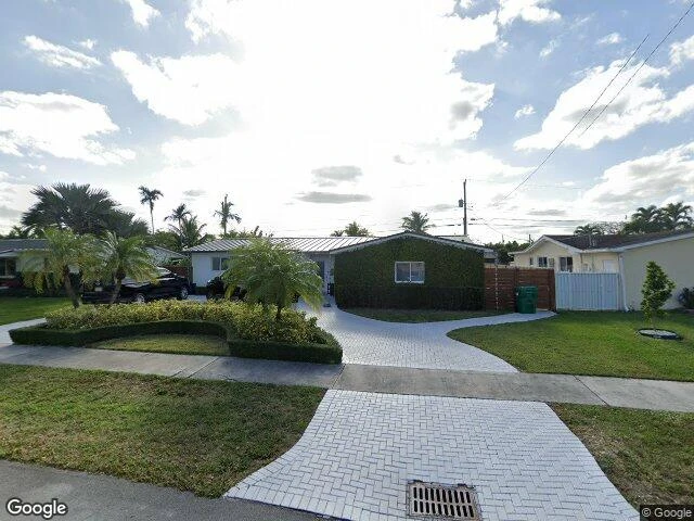 House image located at Miami, FL 33173