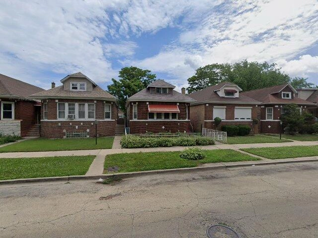 House image located at Chicago, IL 60620