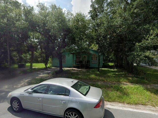 House image located at Tampa, FL 33605