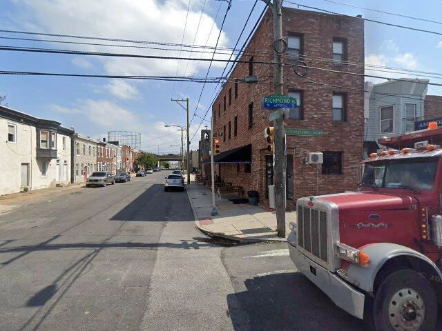 House image located at Waterford, MI 48328