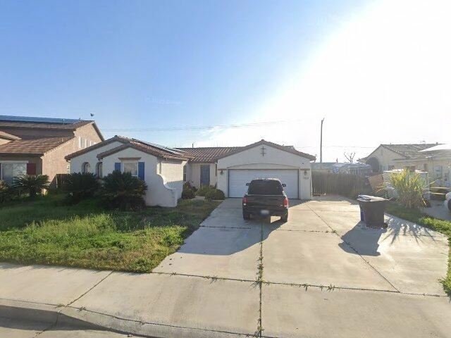 House image located at Porterville, CA 93257