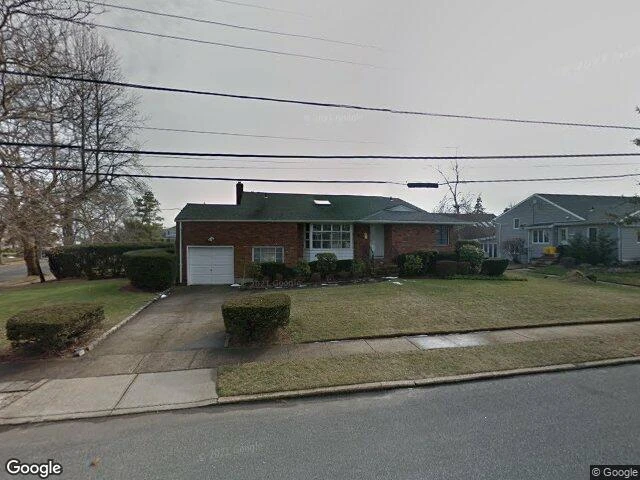 House image located at Massapequa Park, NY 11762
