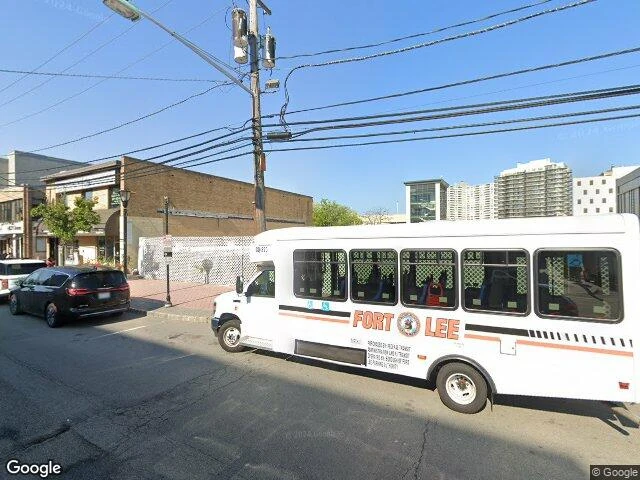 House image located at Fort Lee, NJ 07024