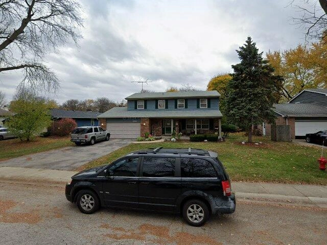 House image located at Aurora, IL 60506