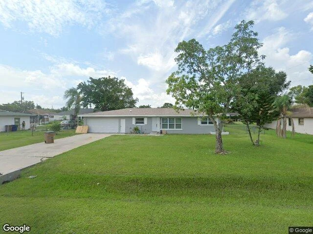 House image located at Fort Myers, FL 33905